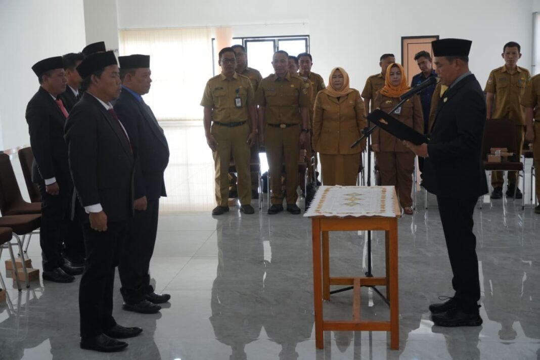Lantik Pejabat Baru, Achmad Zaini Dorong ASN Fokus Program Prioritas-EnterKal