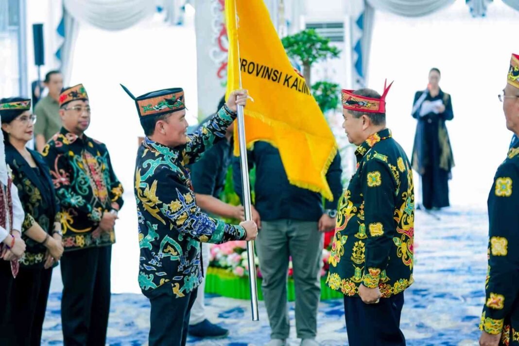 Agustiar Lepas Kontingen PESPARAWI Kalteng ke Papua Barat, Bawa Semangat Huma Betang dan Isen Mulang-EnterKal