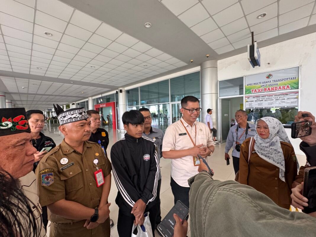 Korban TPPO Kamboja Asal Barito Selatan Tiba di Palangka Raya, Diantar BP3MI ke Rumah-EnterKal