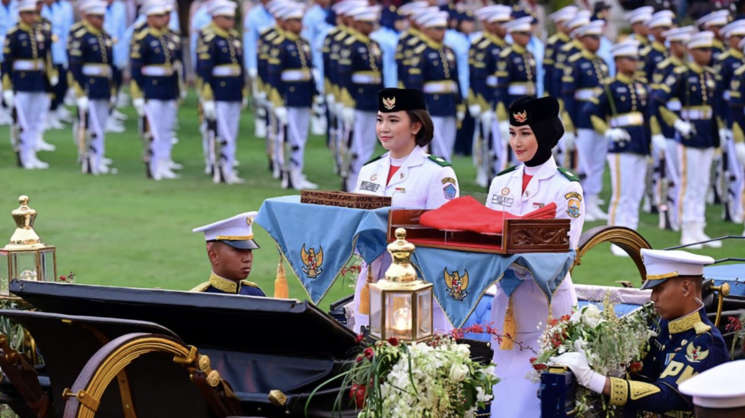 Kisah Paskibraka HUT ke-81 RI: Haru, Doa, dan Kebanggaan di Istana Merdeka-EnterKal