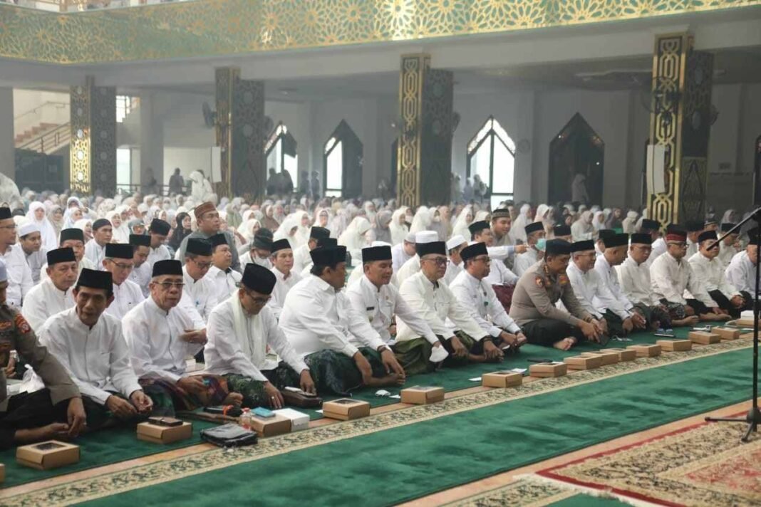Istighosah Hari Santri 2026, Pemprov Kalteng Salurkan Pangan, Vitamin, dan Masker di Tengah Karhutla